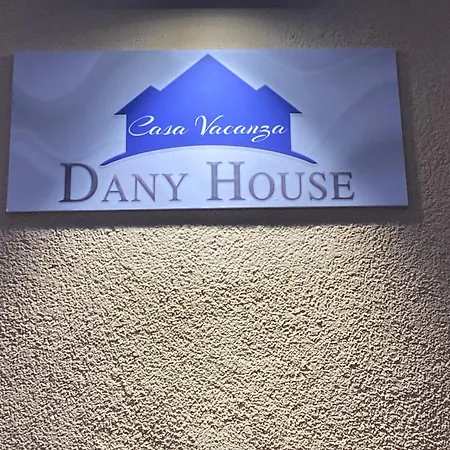 Dany House Apartamento Catânia